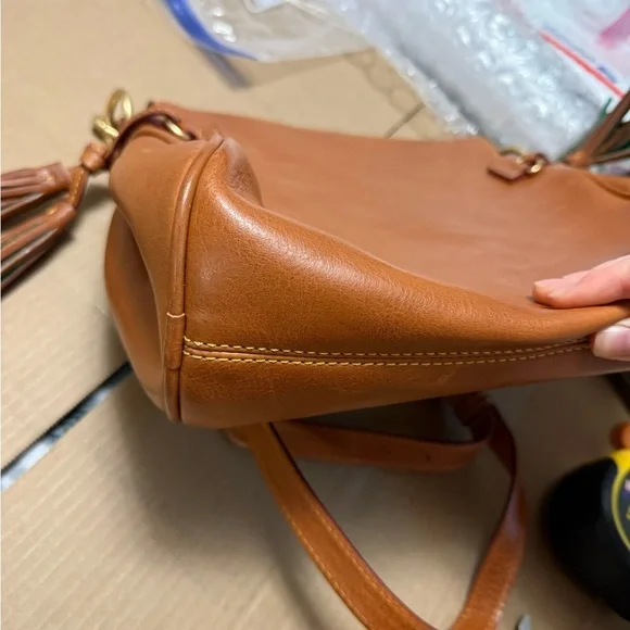 Dooney and Bourke Medium Florentine Leather Hobo Bag Chestnut Satchel - Picture 12 of 12